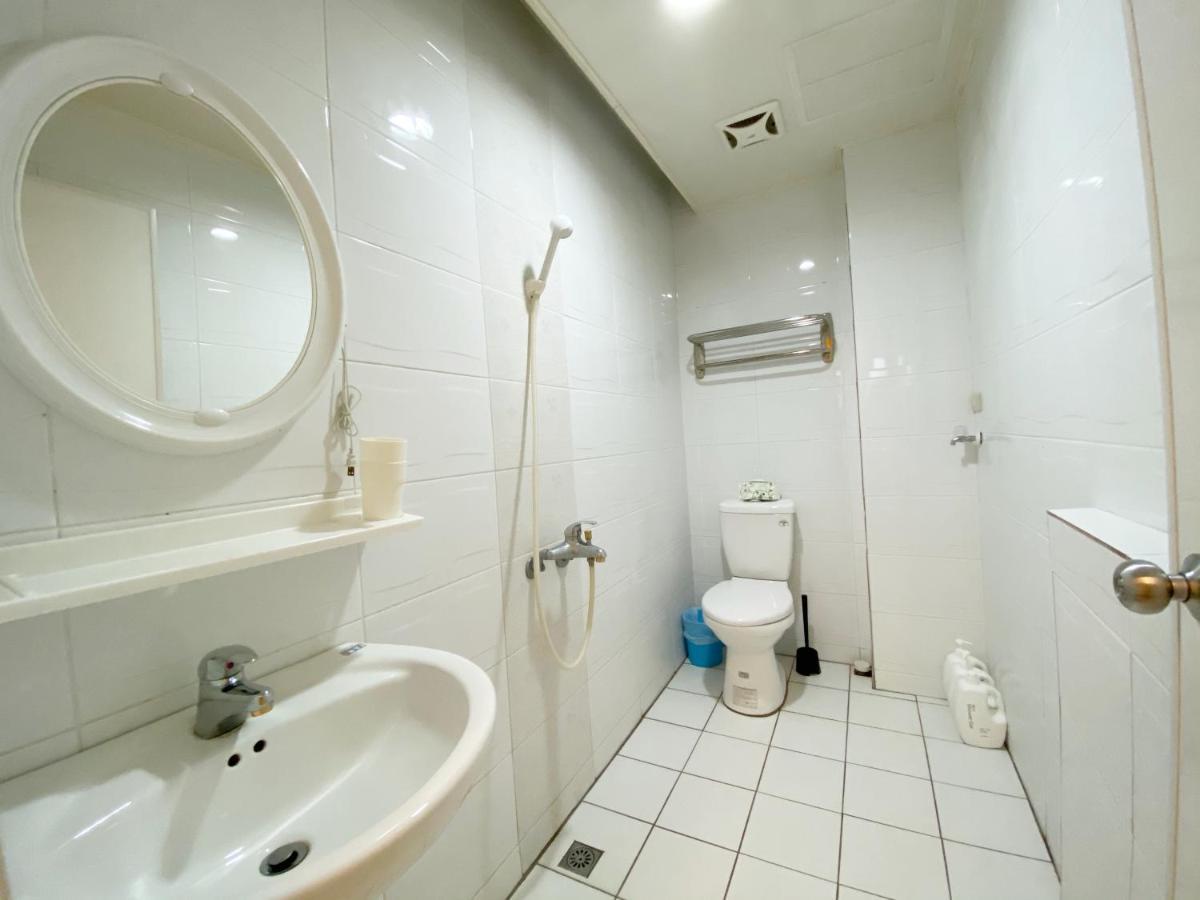 Fengjia Jyl Apartment Taichung Exterior photo
